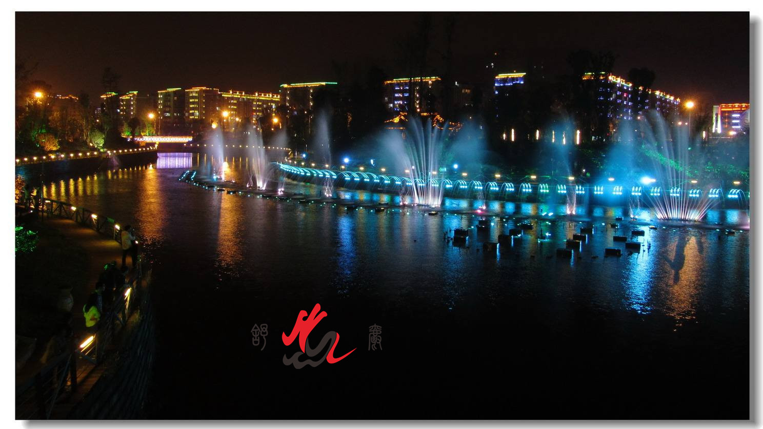 logo璧山瀛嘉天下广场喷泉图1 (2).jpg